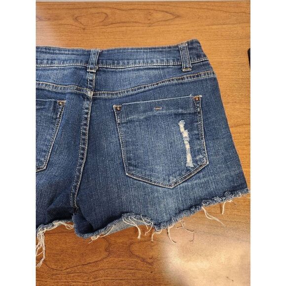 Delia's Womens Taylor Jeans Shorts 7 Blue Low Rise Raw Hem Cuffed Distress. Meas - Picture 6 of 7